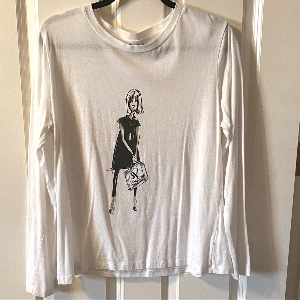 Vera Wang Long Sleeved Graphic Tee Top Shirt EUC